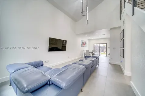 7963 NW 195th Terrace Hialeah FL 33015