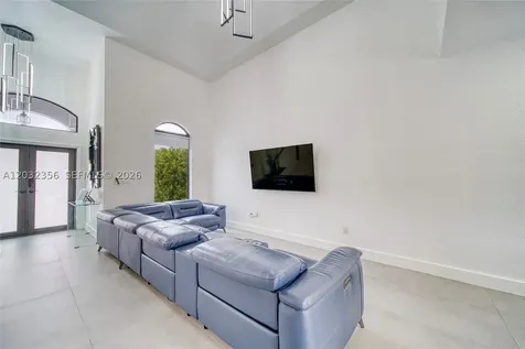 7963 NW 195th Terrace Hialeah FL 33015