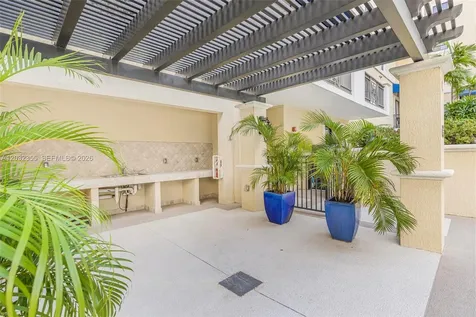 8390 SW 72nd Avenue Miami FL 33143