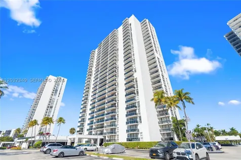 3675 N Country Club Drive Aventura FL 33180