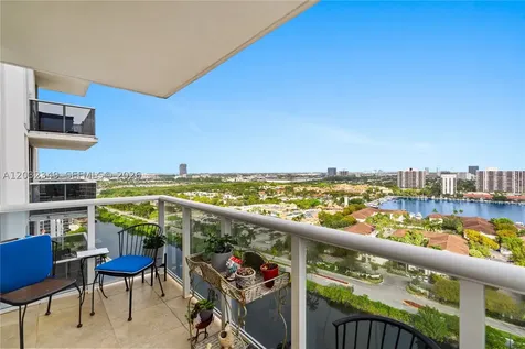 3675 N Country Club Drive Aventura FL 33180