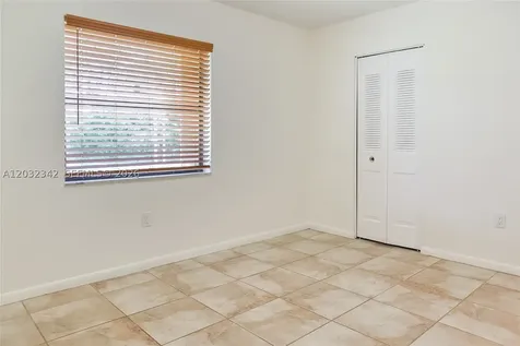 11521 SW 109th Road Miami FL 33176