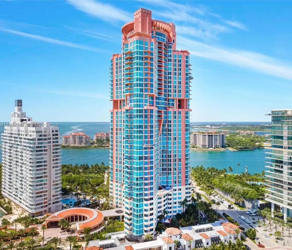 300 S Pointe Drive Miami Beach FL 33139