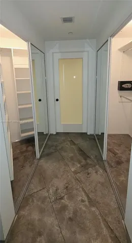300 S Pointe Drive Miami Beach FL 33139