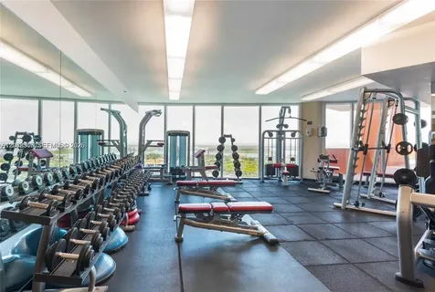300 S Pointe Drive Miami Beach FL 33139
