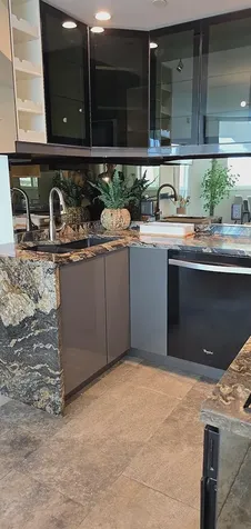 300 S Pointe Drive Miami Beach FL 33139