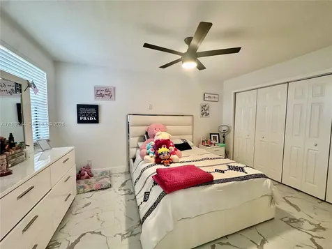 1200 SW 113th Terrace Pembroke Pines FL 33025