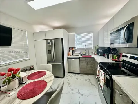 1200 SW 113th Terrace Pembroke Pines FL 33025