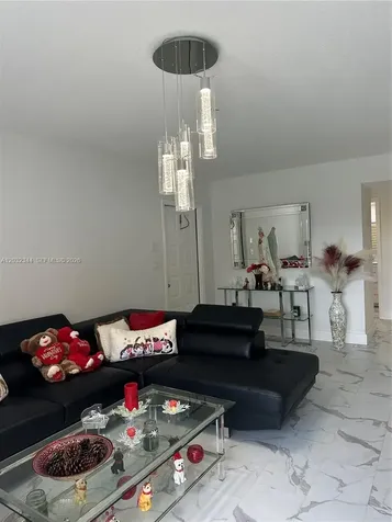1200 SW 113th Terrace Pembroke Pines FL 33025