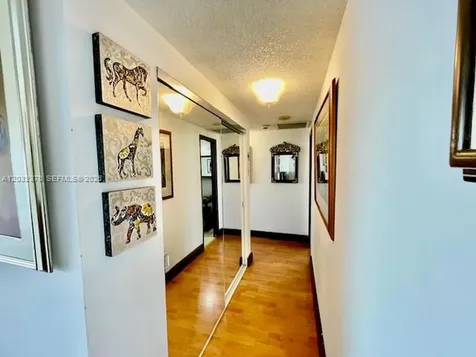 Sunny Isles Beach FL 33160