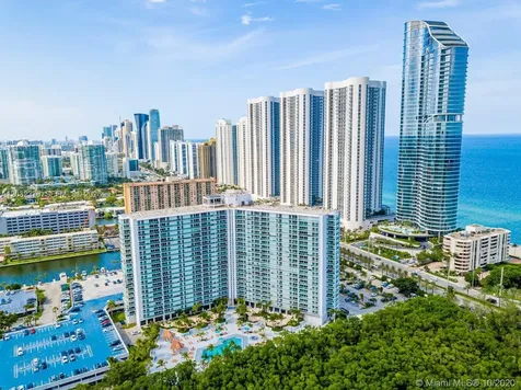 Sunny Isles Beach FL 33160