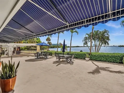 Sunny Isles Beach FL 33160