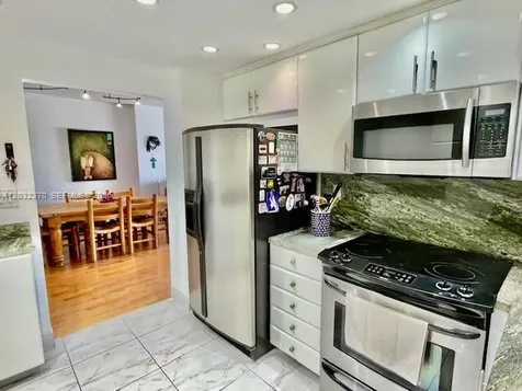 Sunny Isles Beach FL 33160