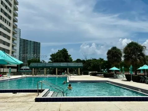 500 Bayview Drive Sunny Isles Beach FL 33160