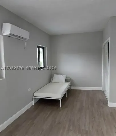 3735 NW 21st Court Miami FL 33142