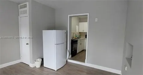 3735 NW 21st Court Miami FL 33142