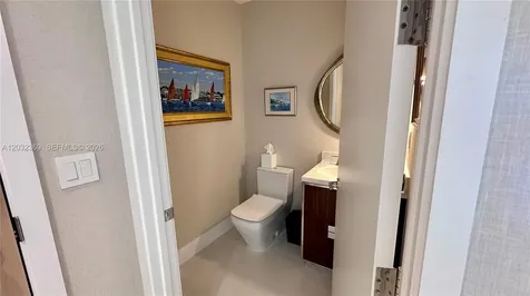 15701 Collins Avenue Sunny Isles Beach FL 33160