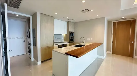 15701 Collins Avenue Sunny Isles Beach FL 33160