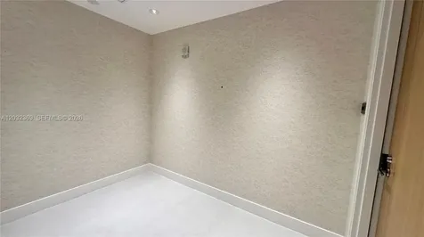 15701 Collins Avenue Sunny Isles Beach FL 33160