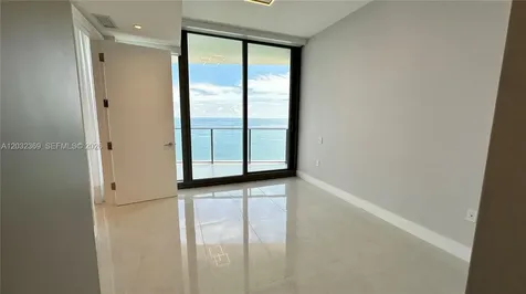 15701 Collins Avenue Sunny Isles Beach FL 33160