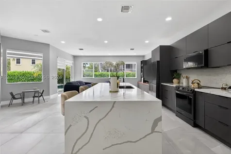 2167 SW 176th Terrace Miramar FL 33029