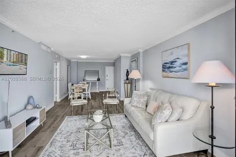 2501 S Ocean Drive Hollywood FL 33019