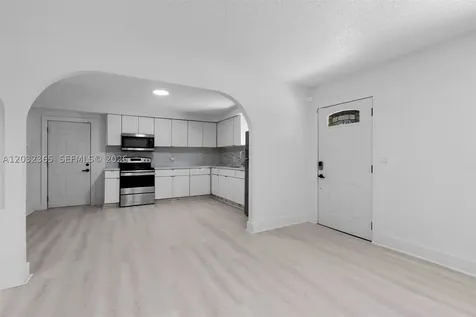 2475 NE 137th Street North Miami Beach FL 33181
