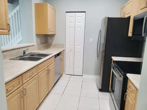 2242 NE 42nd Circle Homestead FL 33033