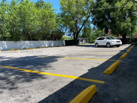 17280 NE 19th Avenue North Miami Beach FL 33162