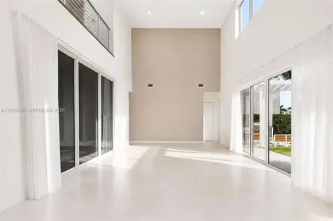 10286 NW 75th Terrace Doral FL 33178