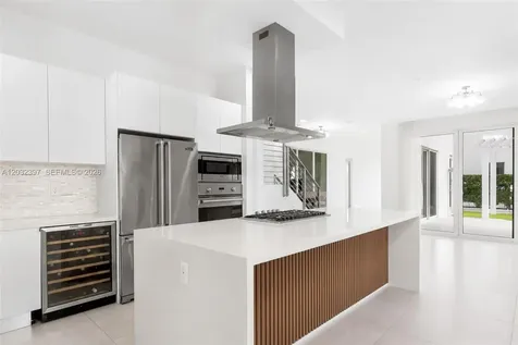 10286 NW 75th Terrace Doral FL 33178
