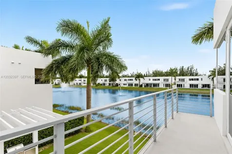 10286 NW 75th Terrace Doral FL 33178