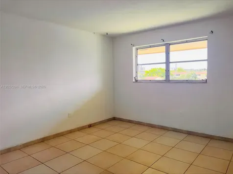 2880 NE 203rd Street Aventura FL 33180