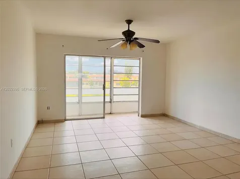 2880 NE 203rd Street Aventura FL 33180