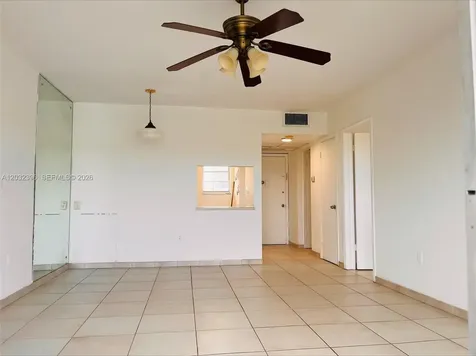 2880 NE 203rd Street Aventura FL 33180