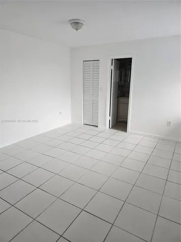9890 NW 80th Place Hialeah Gardens FL 33016