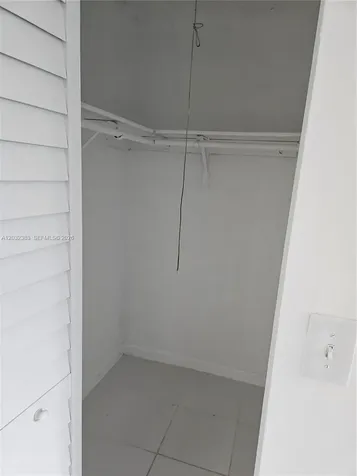9890 NW 80th Place Hialeah Gardens FL 33016