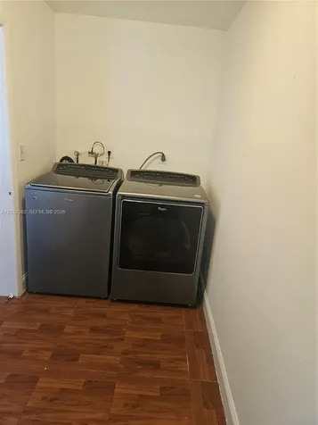 9890 NW 80th Place Hialeah Gardens FL 33016