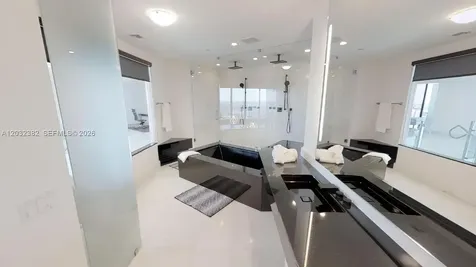 18555 Collins Avenue Sunny Isles Beach FL 33160