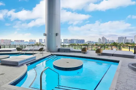 18555 Collins Avenue Sunny Isles Beach FL 33160