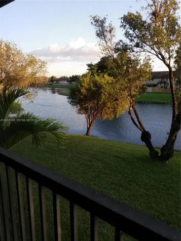 9982 Nob Hill Court Sunrise FL 33351
