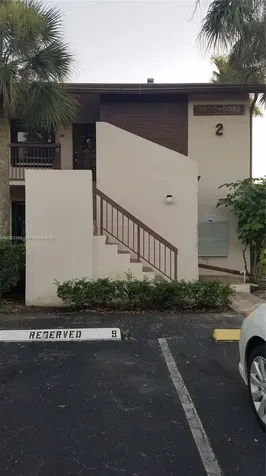 9982 Nob Hill Court Sunrise FL 33351