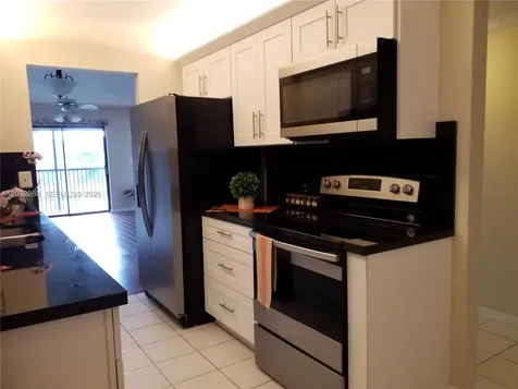 9982 Nob Hill Court Sunrise FL 33351