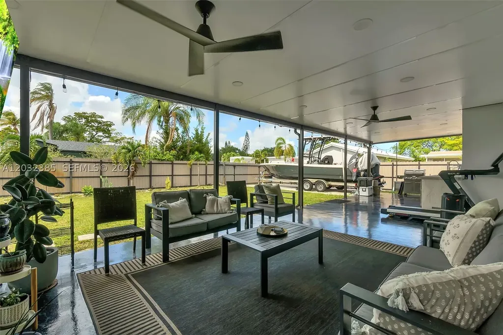 4621 Johnson Street Hollywood FL 33021