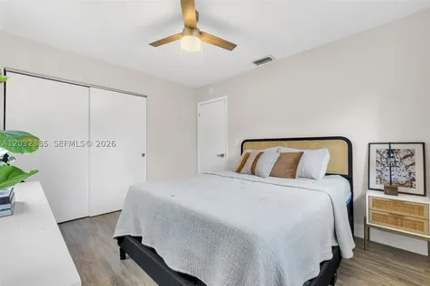 4621 Johnson Street Hollywood FL 33021
