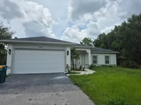 3642 32nd Avenue SE Naples FL 34117