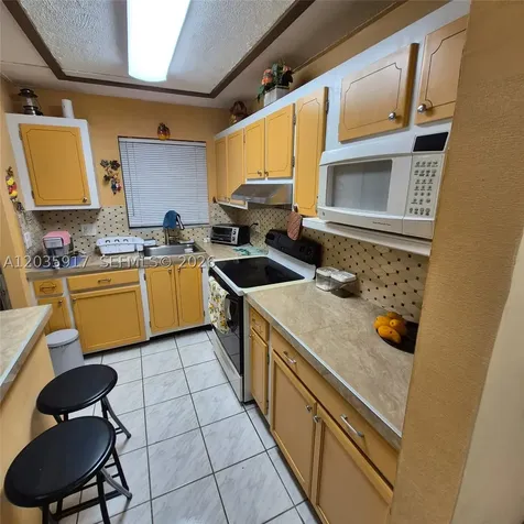 8460 Sunrise Lakes Boulevard Sunrise FL 33322
