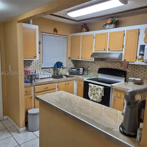 8460 Sunrise Lakes Boulevard Sunrise FL 33322