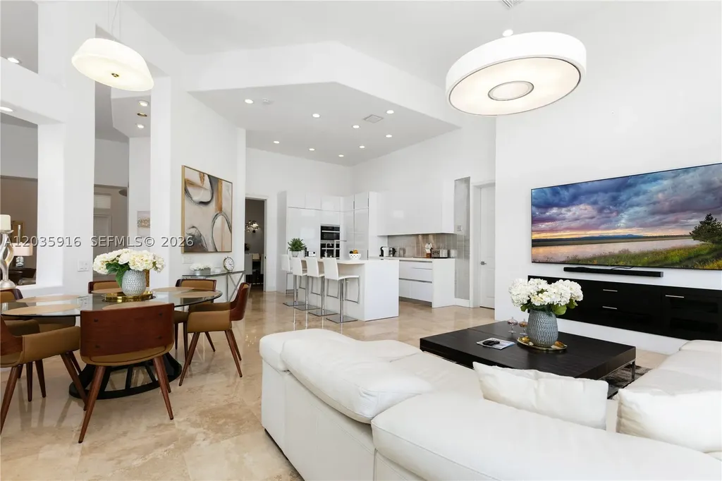 954 Sanibel Drive Hollywood FL 33019