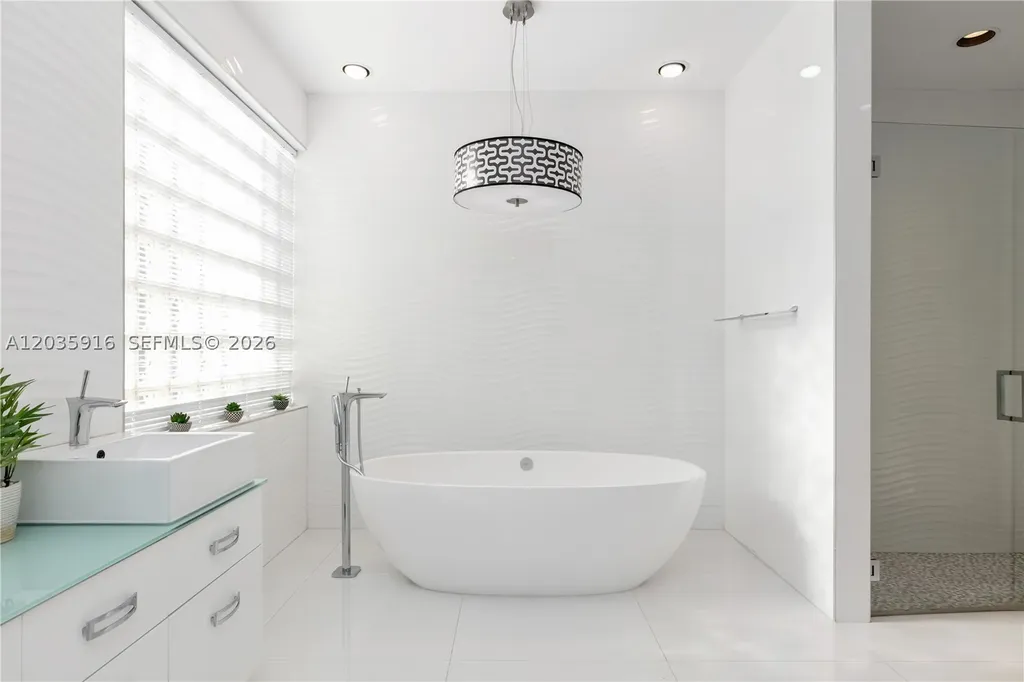 954 Sanibel Drive Hollywood FL 33019